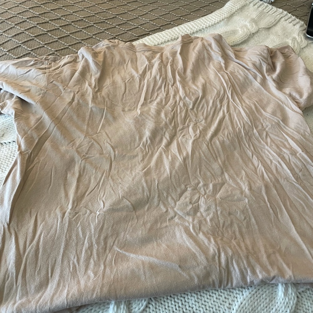Oversized T-Shirt - Picture 3 of 4